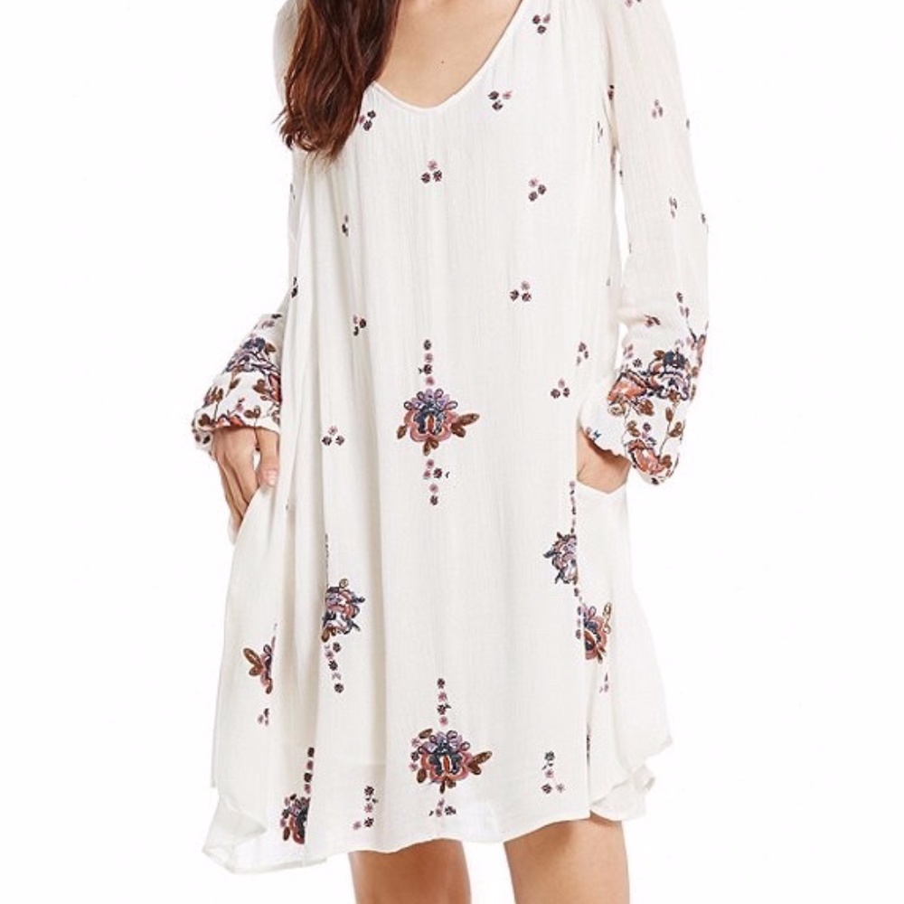 Free People XS Embroidered White Dress